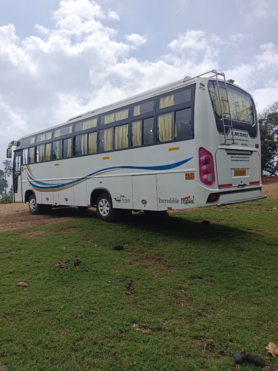 33 Seater — 33 Seater
